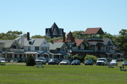 Houses along Ocean Park